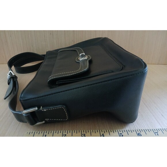 Liz Claiborne Black Shoulder Bag Adjustable Strap Front & Back Pockets - Picture 13 of 15